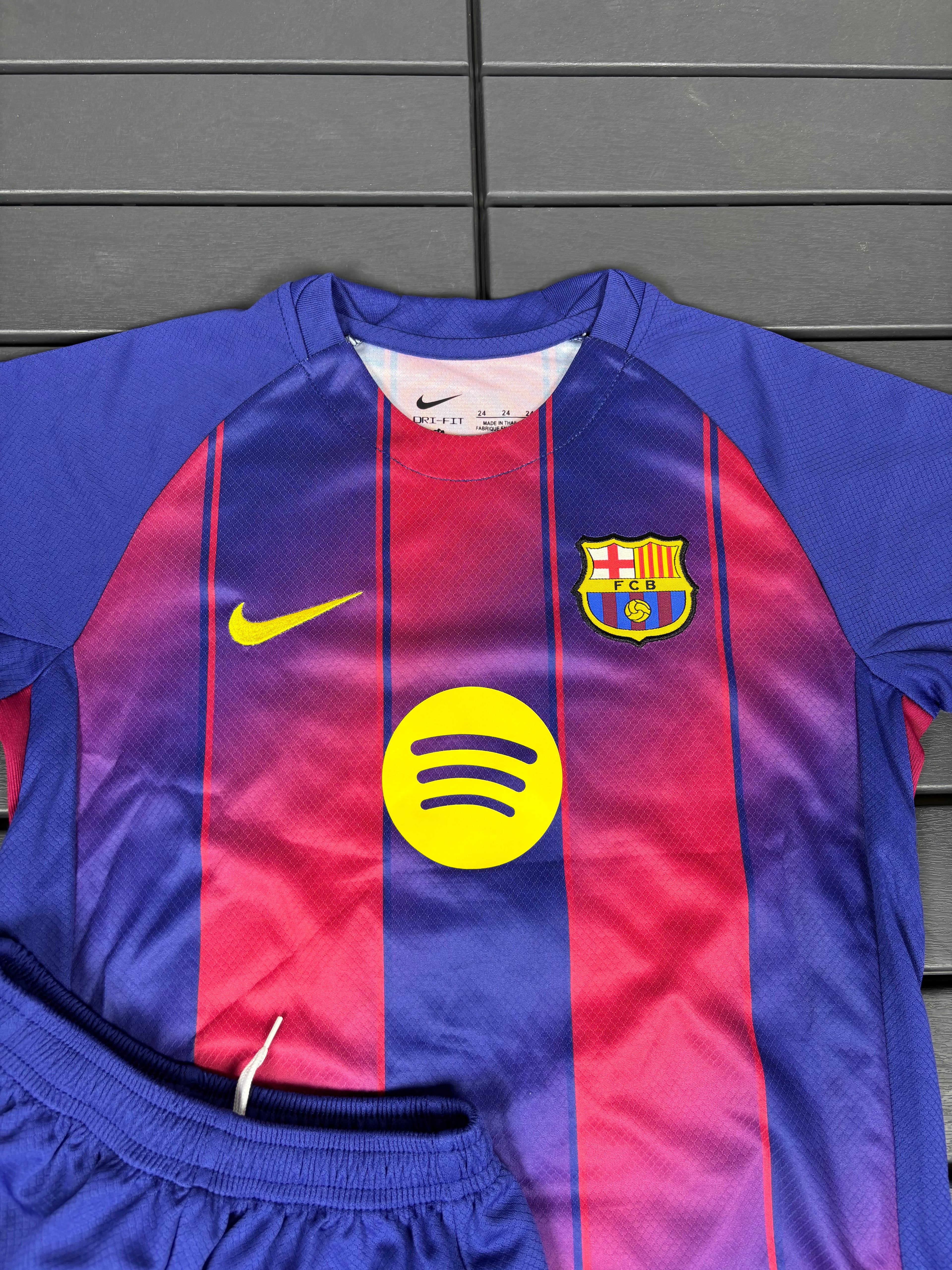 Barcelona Pedri Gyerek Szett