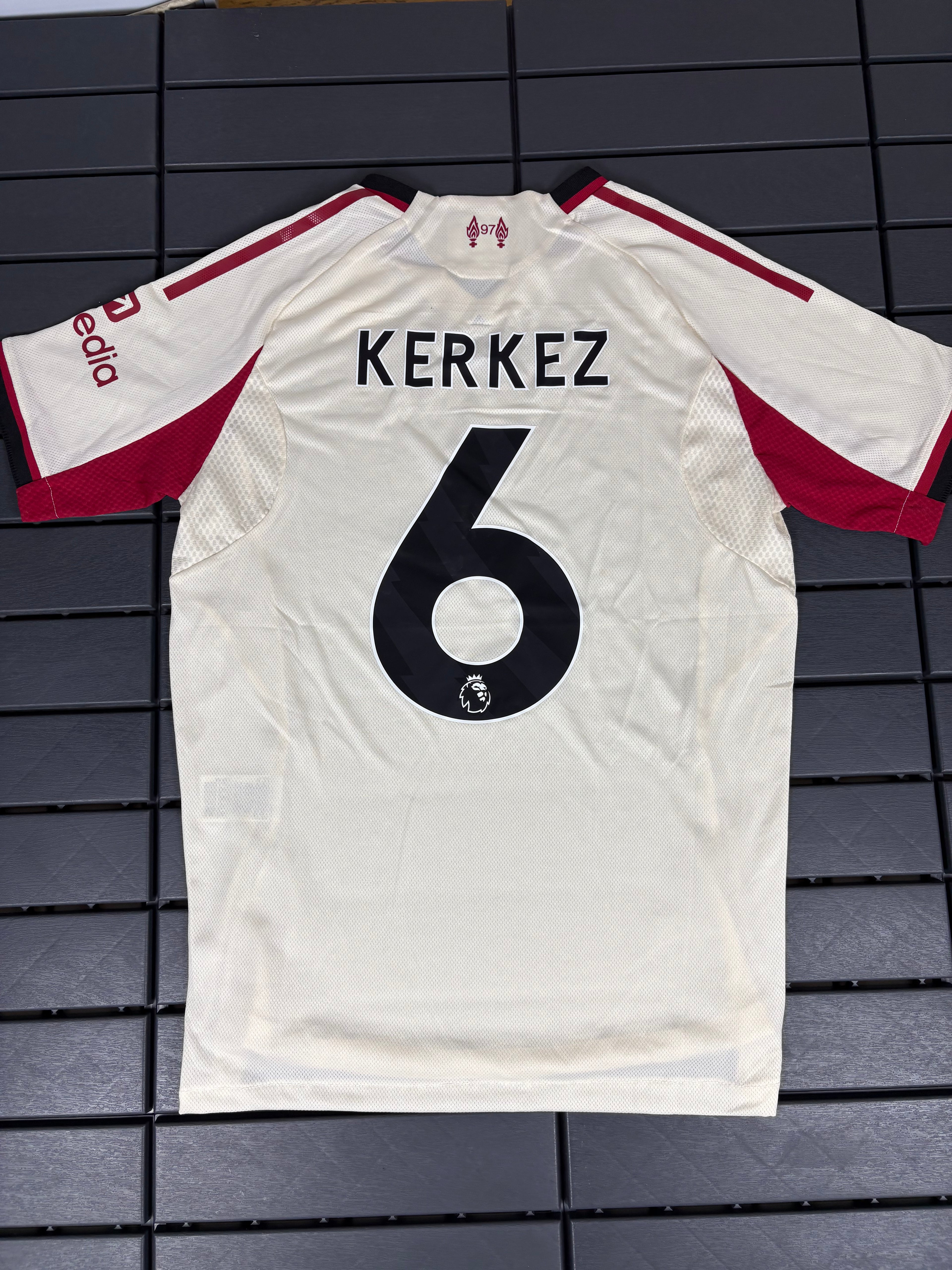 Liverpool FC - Kerkez Jersey