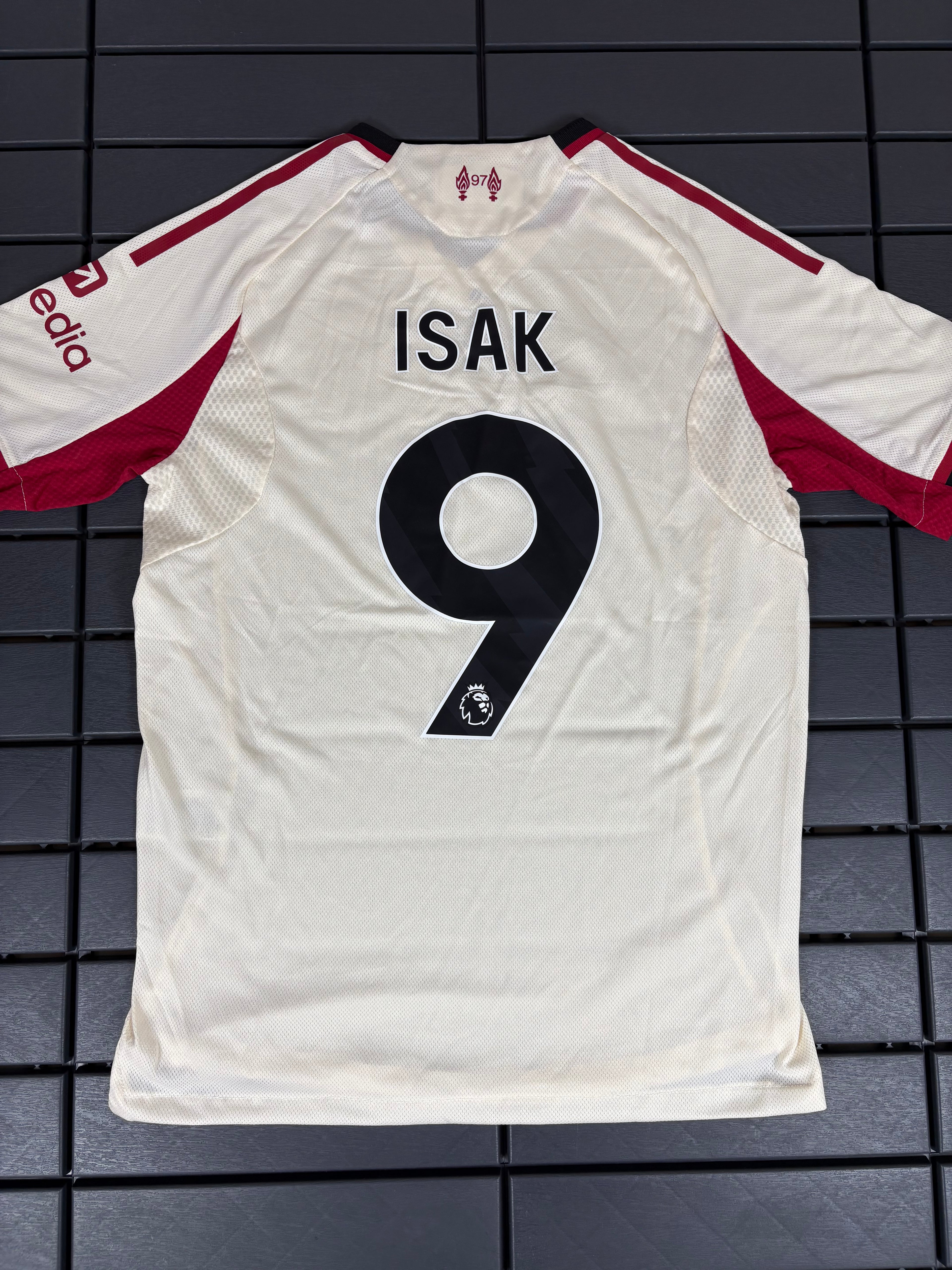 Liverpool FC - Isak Jersey