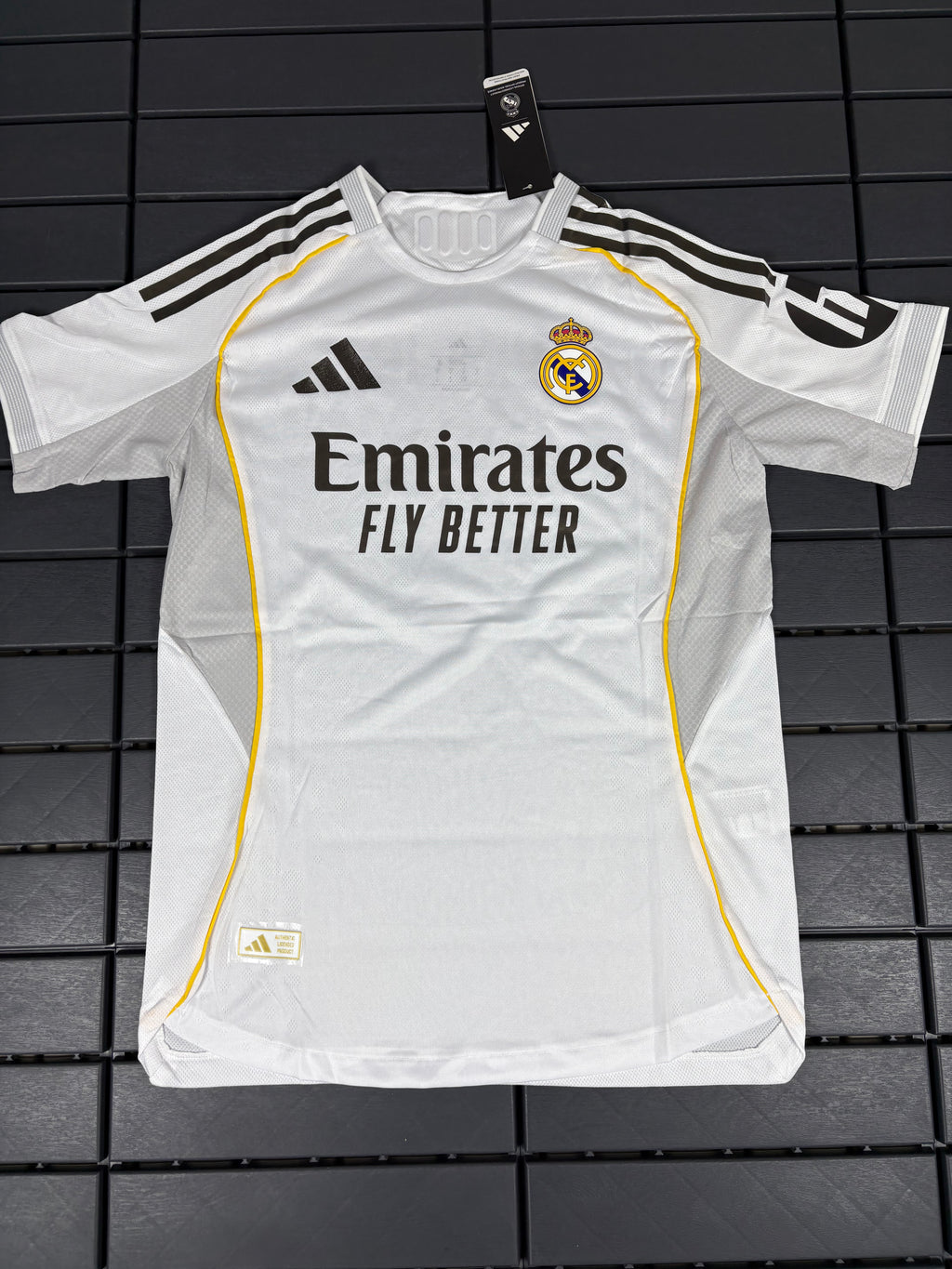 Real Madrid Home 25/26 - Vini JR. Jersey