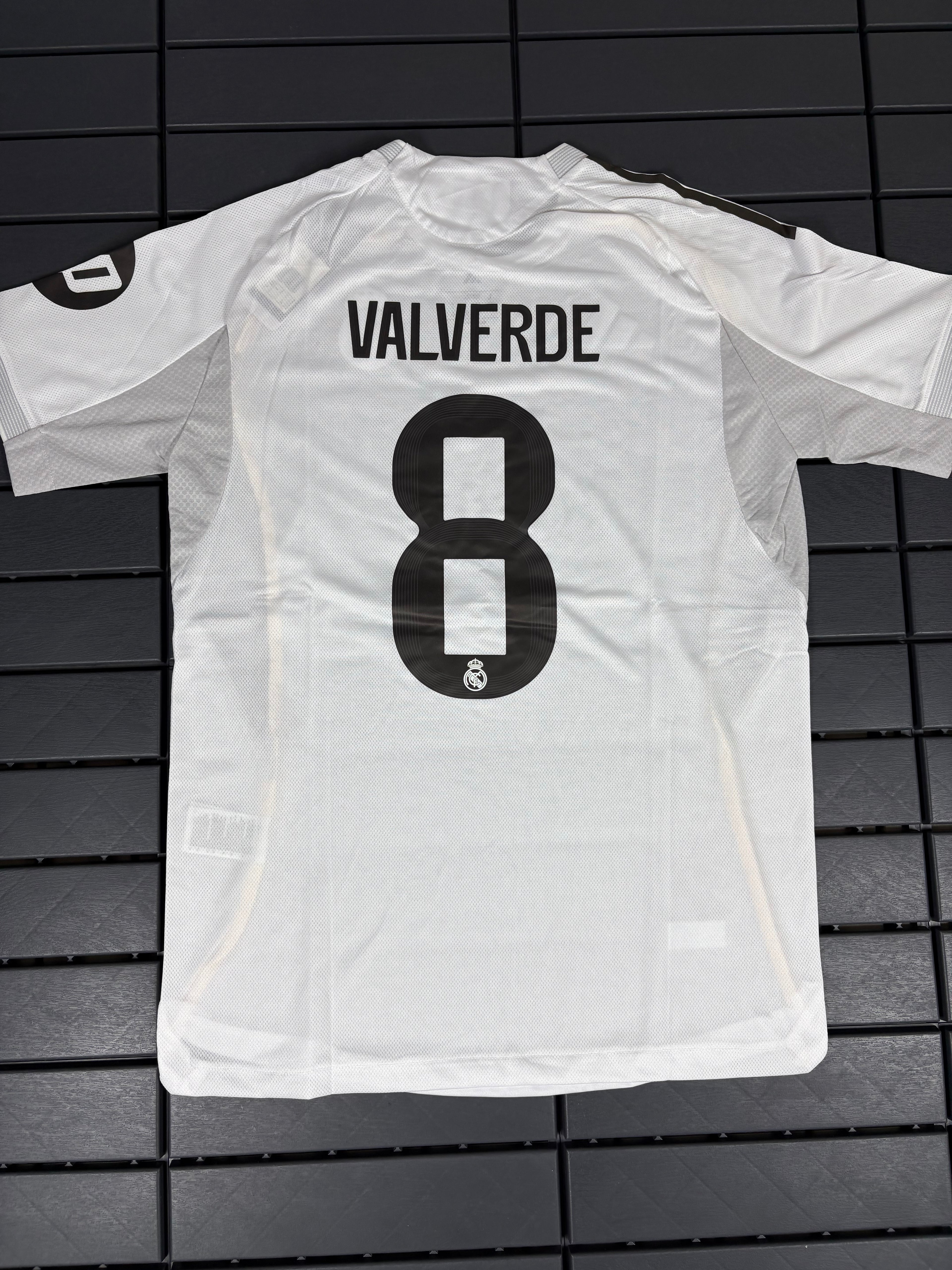 Real Madrid Home 25/26 - Valverde Jersey
