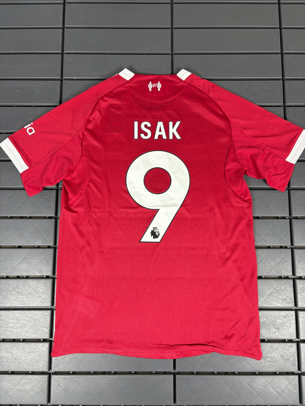 Liverpool FC - Isak Jersey